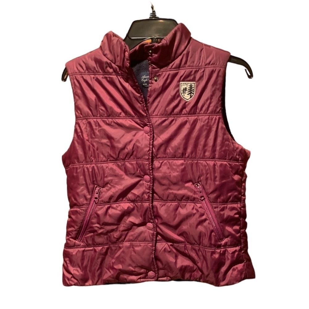 American Eagle Outfitters Puffer Vest Maroon Medium
